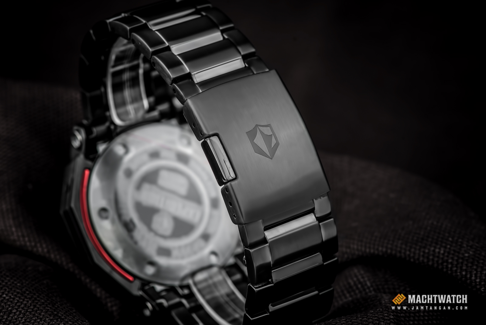 Expedition E 6385 MC BEPBA Chronograph Man Black Dial Stainless Steel Machtwatch